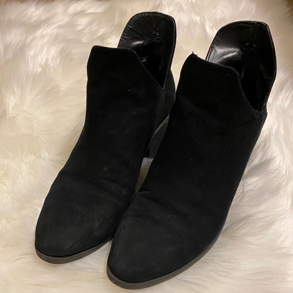 Faux suede black ankle booties